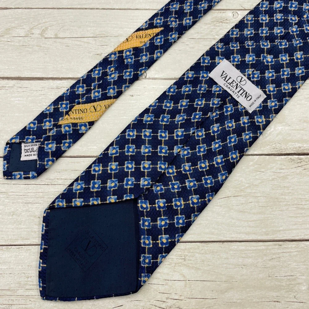 Valentino‎ Cravatte Silk Tie Navy Blue Yellow Geometric Floral Made in Italy